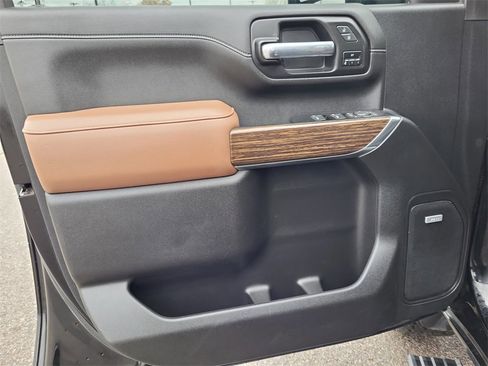 Certified 2023 Chevrolet Silverado 2500 High Country w/ Z71 Off-Road Package image 6