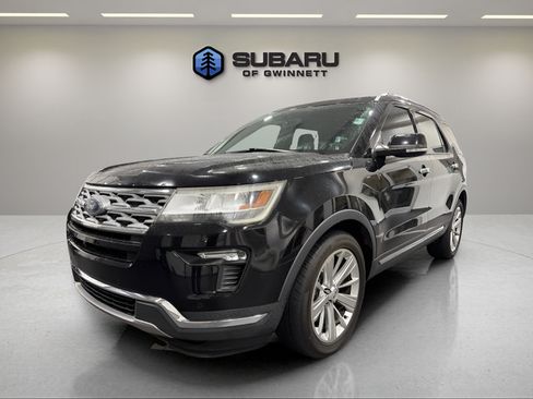 Used 2019 Ford Explorer Limited w/ Class III Trailer Tow Package FWD image 1