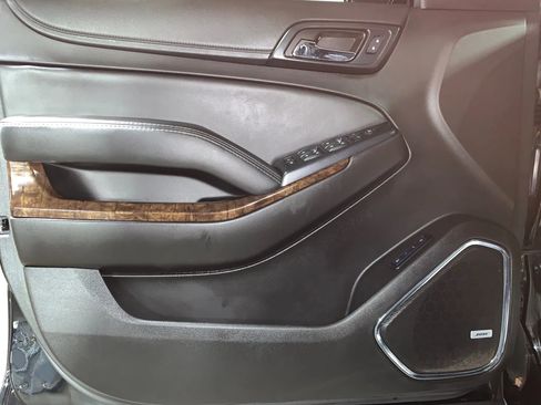 Used 2017 Chevrolet Tahoe LT AWD/4WD image 19