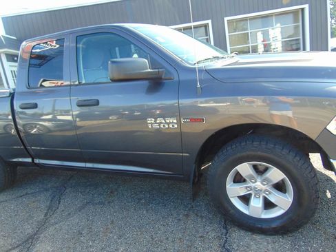 Used 2015 RAM 1500 Tradesman w/ Popular Equipment Group AWD/4WD image 20