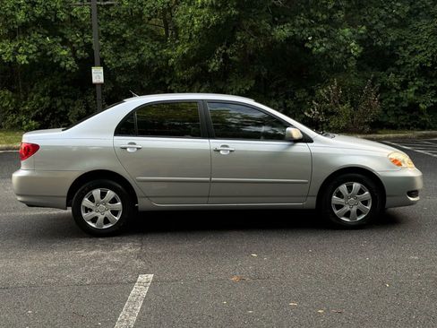 Used 2005 Toyota Corolla LE image 7