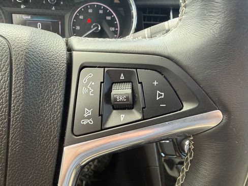 Used 2018 Buick Encore Essence AWD/4WD image 24