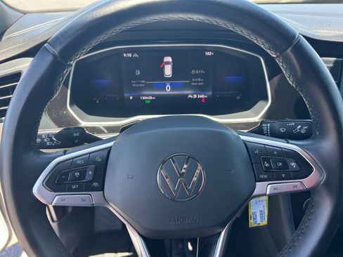 Used 2022 Volkswagen Jetta Sport FWD image 9