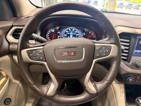 Used 2018 GMC Acadia Denali w/ Technology Package AWD/4WD image 26