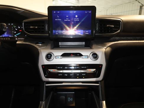 Used 2023 Ford Explorer Timberline w/ Timberline Technology Package AWD/4WD image 17