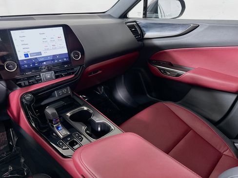 Used 2025 Lexus NX 350 AWD w/ Accessory Package (2T) image 23