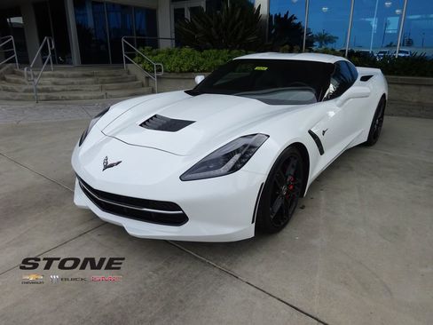 Used 2014 Chevrolet Corvette Stingray Coupe image 3