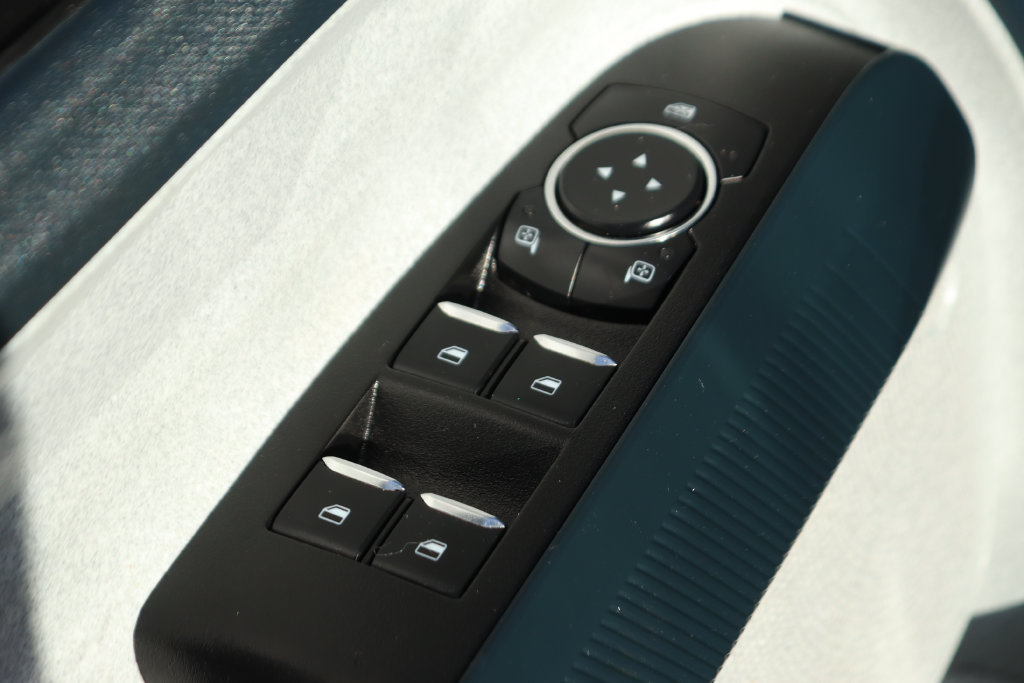 Used 2024 Ford Maverick XLT FWD image 16