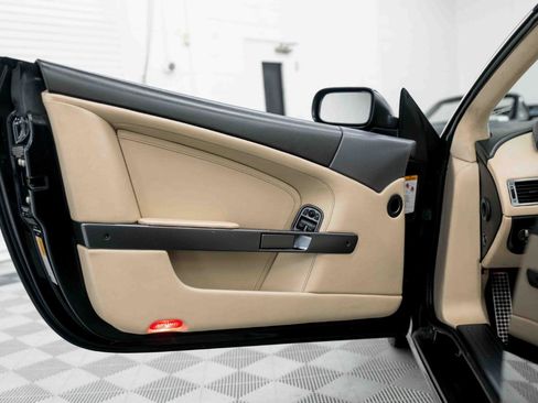 Used 2006 Aston Martin DB9 Volante RWD image 46