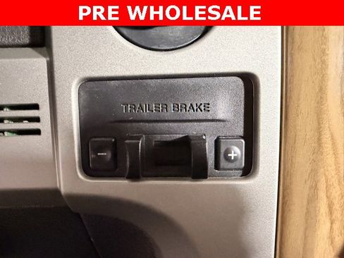 Used 2011 Ford F150 Lariat w/ Lariat Chrome Pkg image 27