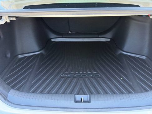 Certified 2025 Honda Accord SE image 18