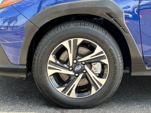 Used 2025 Subaru Crosstrek 2.5i Premium AWD/4WD image 29