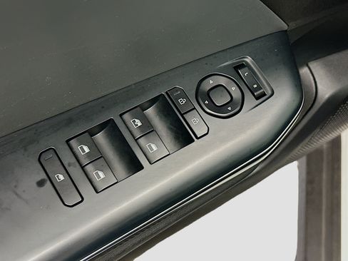 Used 2025 Kia K4 FWD image 15