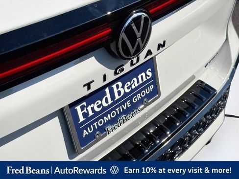 New 2026 Volkswagen Tiguan SE R-Line AWD/4WD image 22
