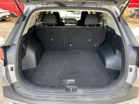 Used 2025 Kia Sportage LX FWD image 29
