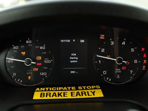 Used 2023 RAM ProMaster 3500 w/ Convenience Group image 19