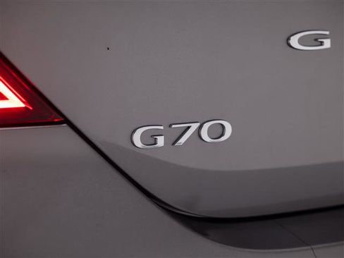 New 2026 Genesis G70 2.5T image 17