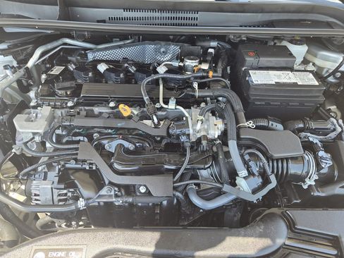 Used 2025 Toyota Corolla LE FWD image 29