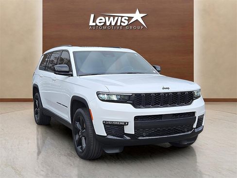 Used 2024 Jeep Grand Cherokee L Limited w/ Luxury Tech Group II image 6