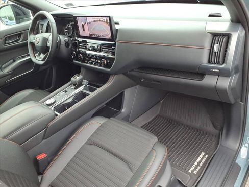Used 2026 Nissan Pathfinder Rock Creek w/ Rock Creek Premium Package AWD/4WD image 19