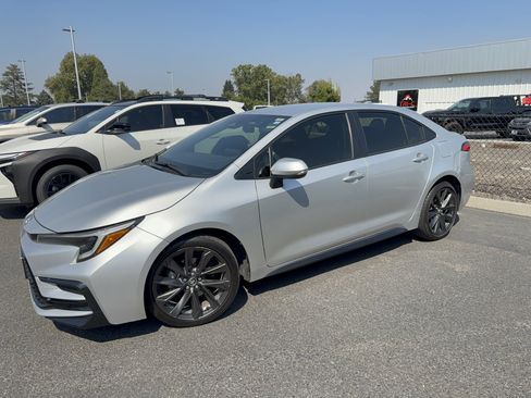 Used 2024 Toyota Corolla SE FWD image 34