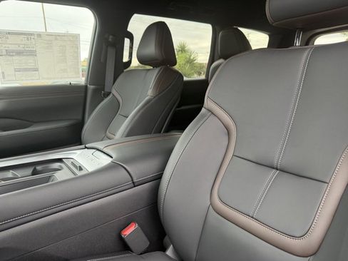 New 2026 Nissan Armada SL w/ Captain's Chari Seat Package image 11