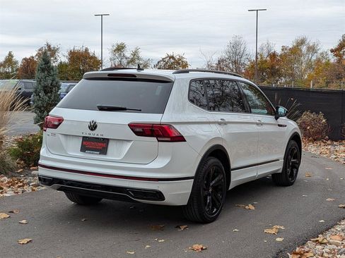 Certified 2024 Volkswagen Tiguan SE R-Line image 5