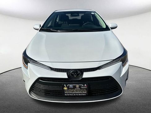 New 2026 Toyota Corolla LE image 4