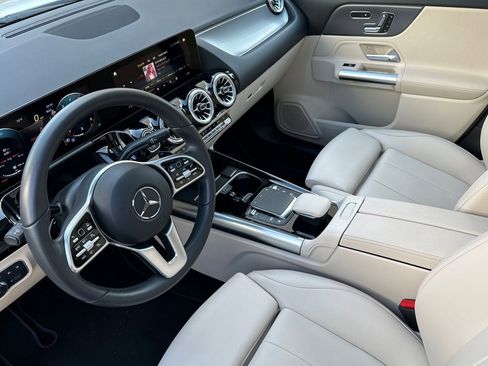Used 2023 Mercedes-Benz GLA 250 image 9