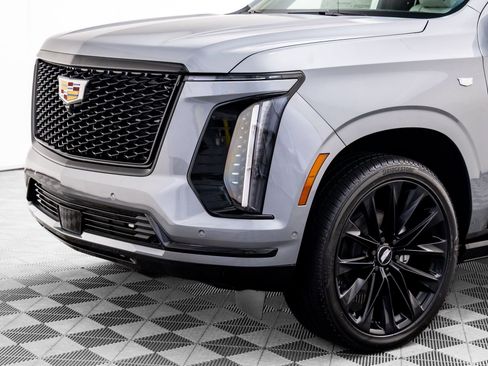 New 2026 Cadillac Escalade Platinum Sport w/ LPO, ONYX Package image 34