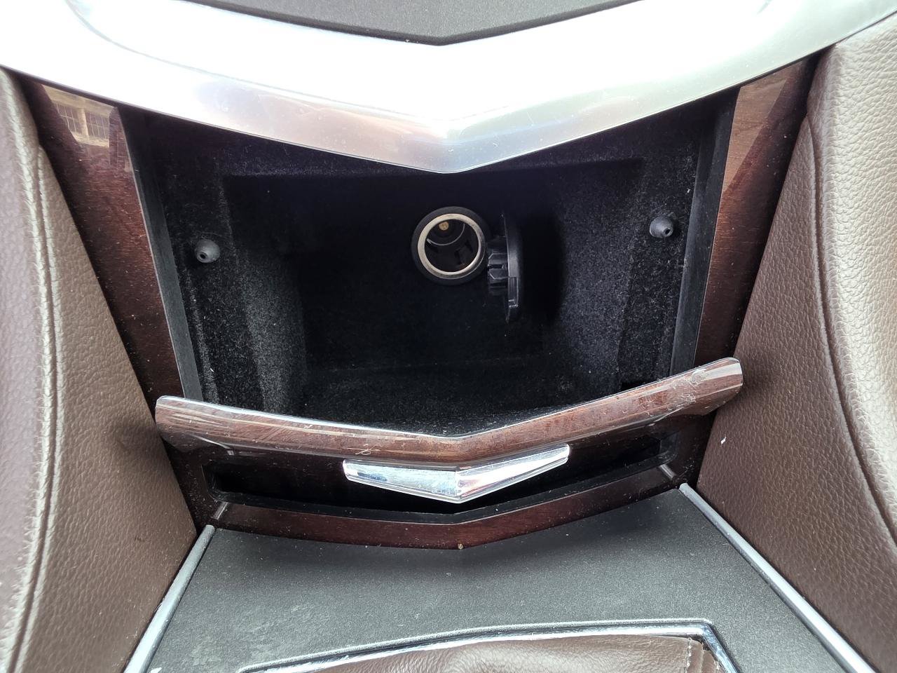 Used 2011 Cadillac SRX Luxury FWD image 21