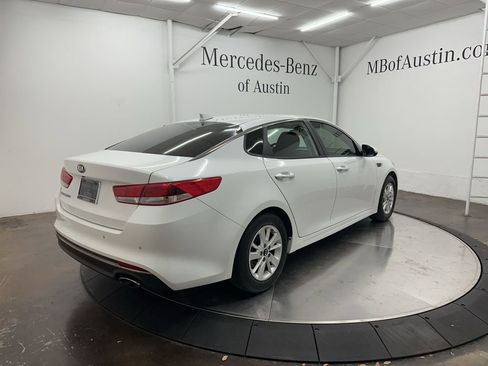 Used 2016 Kia Optima LX w/ LX Convenience Package image 7