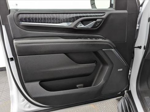 Used 2023 GMC Yukon Denali image 13