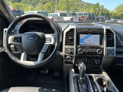 Used 2019 Ford F150 Lariat w/ Trailer Tow Package AWD/4WD image 14