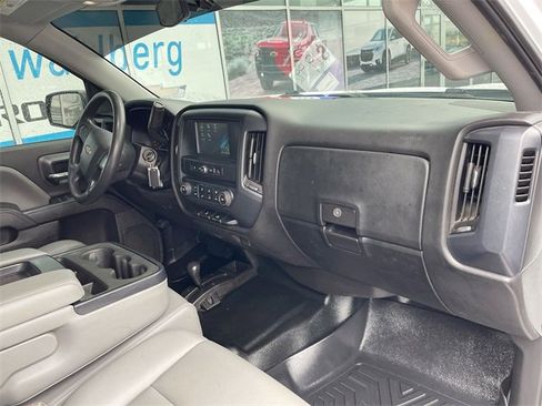 Used 2018 Chevrolet Silverado 1500 W/T w/ Trailering Package image 26