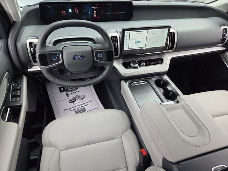 New 2026 Ford Expedition Active RWD image 11