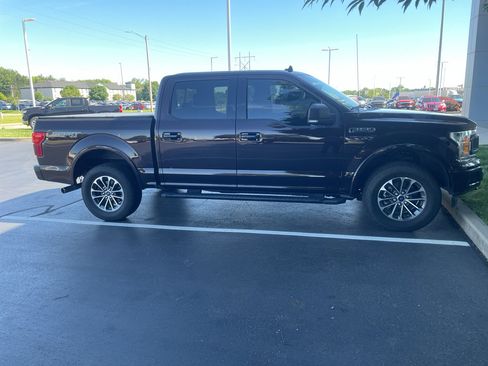 Used 2020 Ford F150 XLT w/ Equipment Group 302A Luxury AWD/4WD image 5