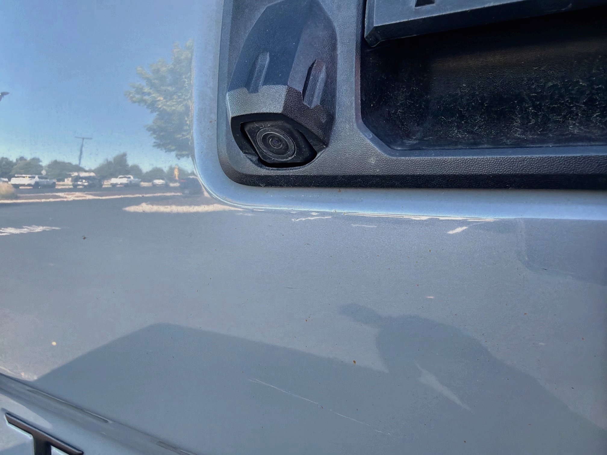 Used 2021 Toyota Tacoma SR5 w/ Technology Package AWD/4WD image 8
