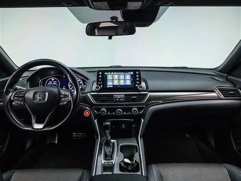 Used 2020 Honda Accord Sport image 18