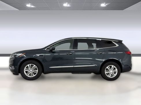 Used 2019 Buick Enclave Essence FWD image 2
