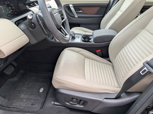 Certified 2025 Land Rover Discovery Sport S image 28