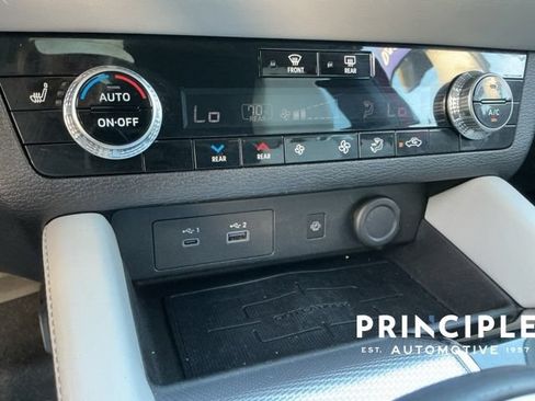 Used 2023 Mitsubishi Outlander SEL FWD image 19