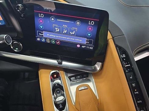 Used 2020 Chevrolet Corvette Stingray Preferred Cpe w/ 2LT Preferred Equipment Group image 7