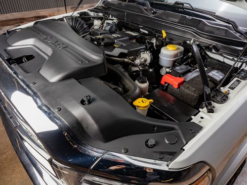 Used 2024 RAM 3500 Limited image 40