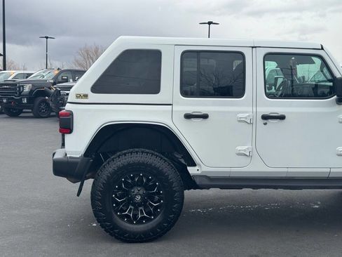 Used 2021 Jeep Wrangler Unlimited Sahara w/ Uconnect 4C Nav & Sound Group image 5