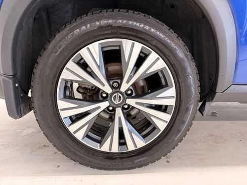 Used 2021 Nissan Rogue SV AWD/4WD image 7