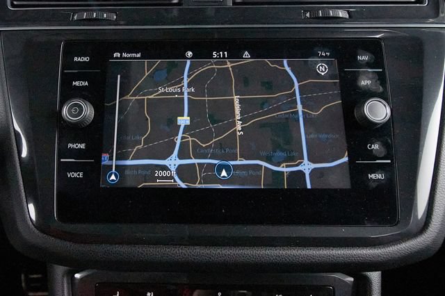 Used 2022 Volkswagen Tiguan SEL R-Line AWD/4WD image 17