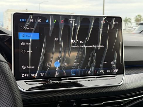 New 2026 Volkswagen Golf 2.0T image 18