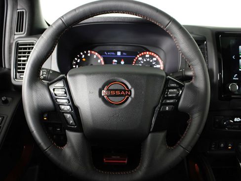 Certified 2024 Nissan Frontier PRO-4X w/ Pro Premium Package AWD/4WD image 10