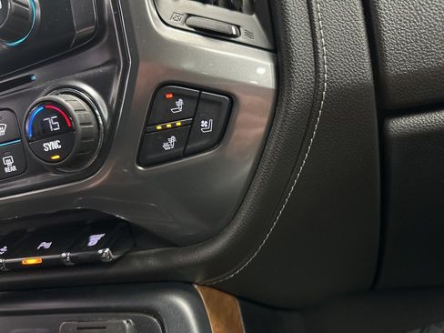 Used 2016 Chevrolet Silverado 2500 LTZ w/ Duramax Plus Package image 37